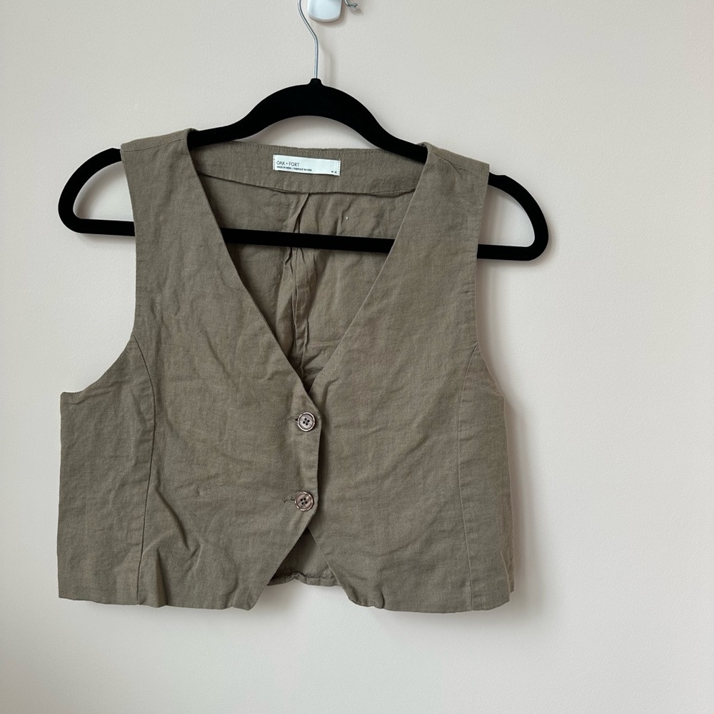 Linen vest